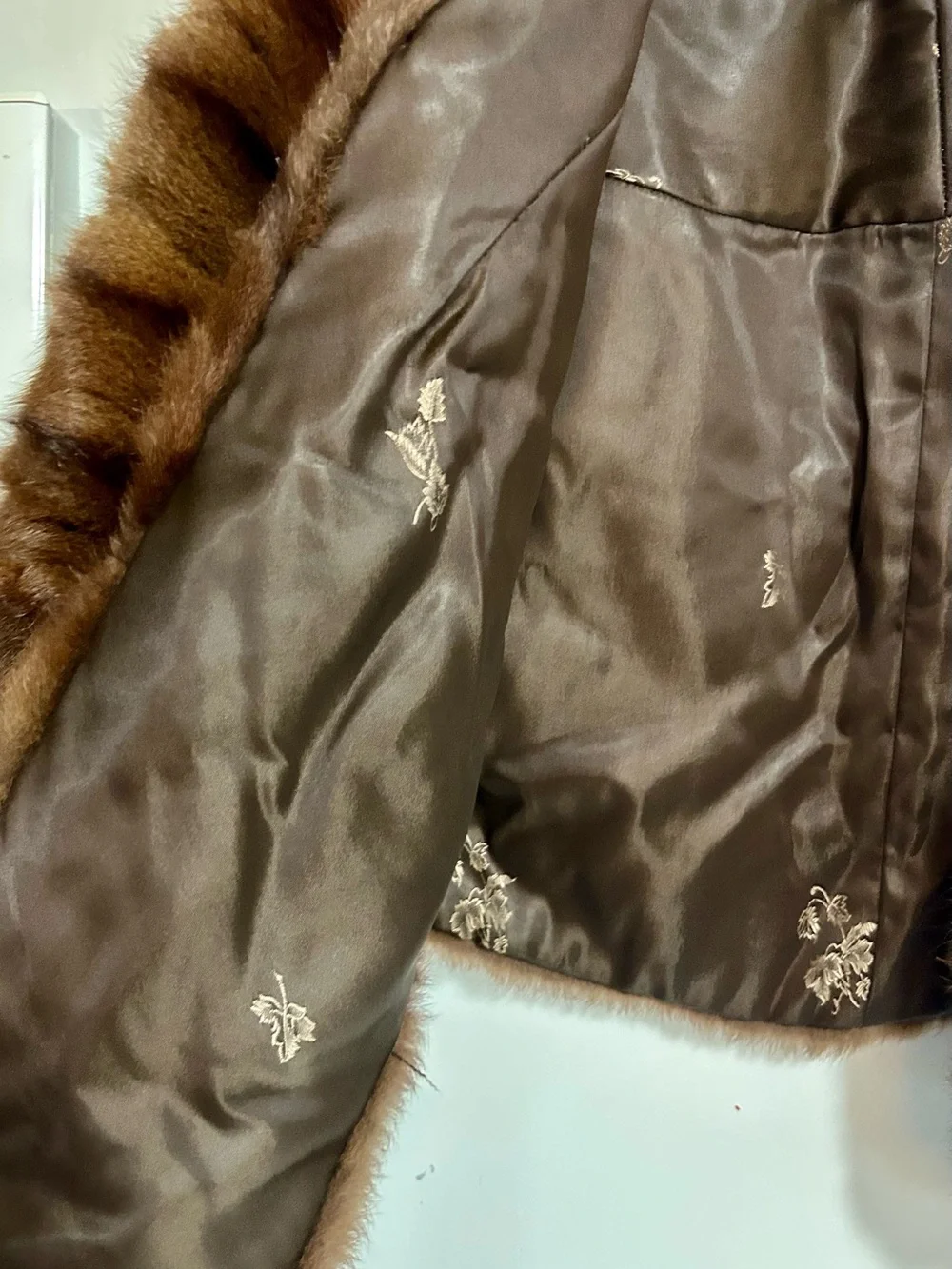 Luxury Mid Century 1950s Brown Mink Fur Shawl Wrap Stole